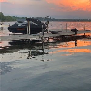 Meet your Posher, Alexi